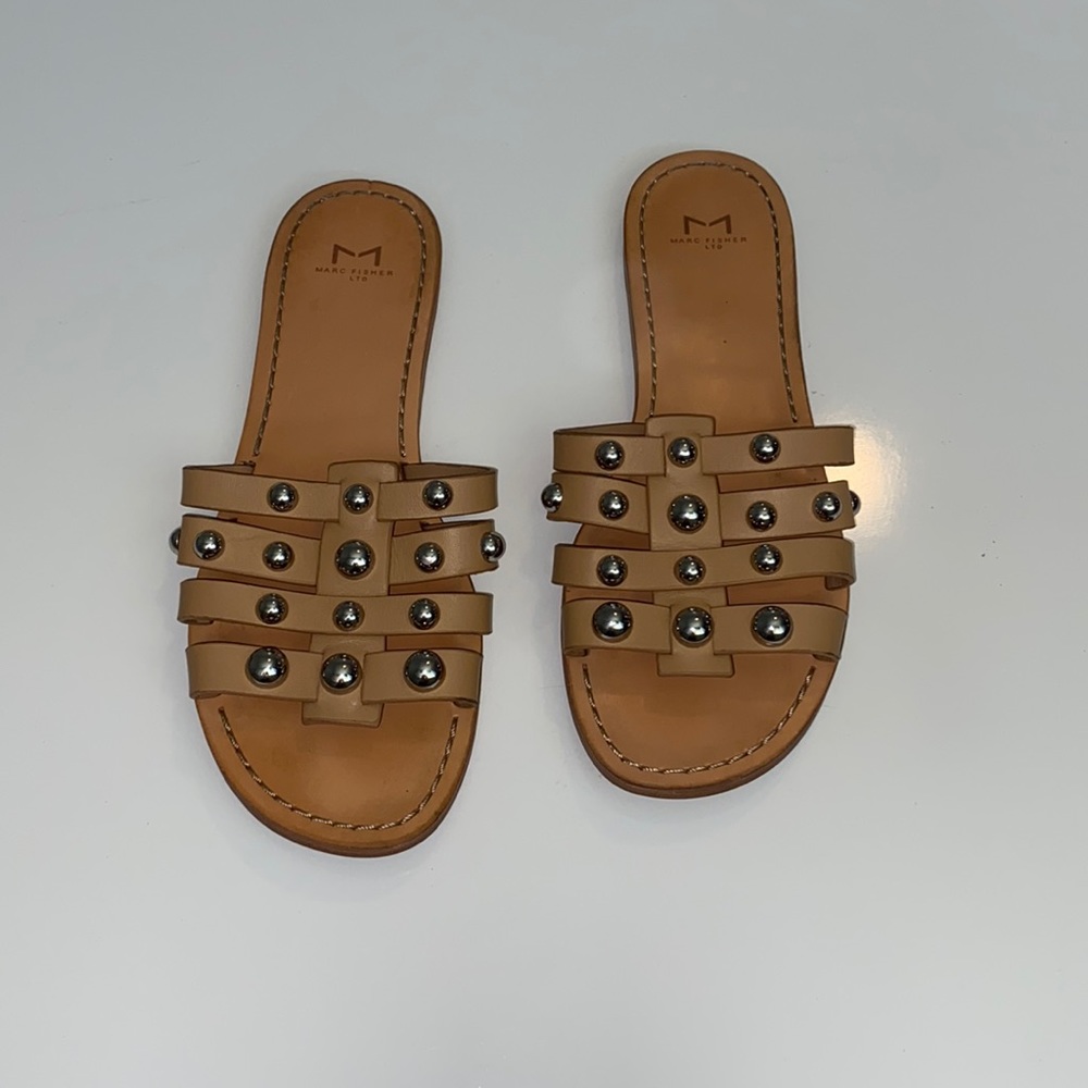 PAVA STUDDED FLAT SANDAL MARC FISHER LTD